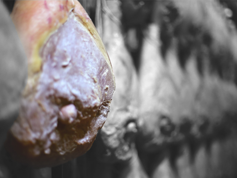 antica-pieve-stagionatura-prosciutti-effetto